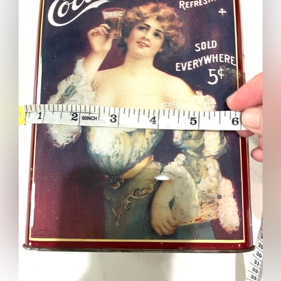 Classic Timeless Kitchen Retro Coca-Cola Collectible Tin. - Picture 12 of 16